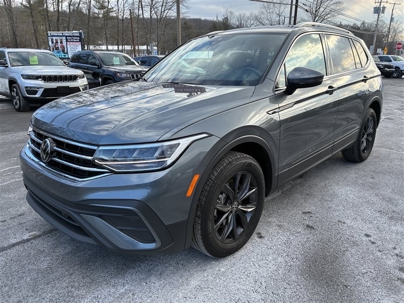 2024 Volkswagen Tiguan SE